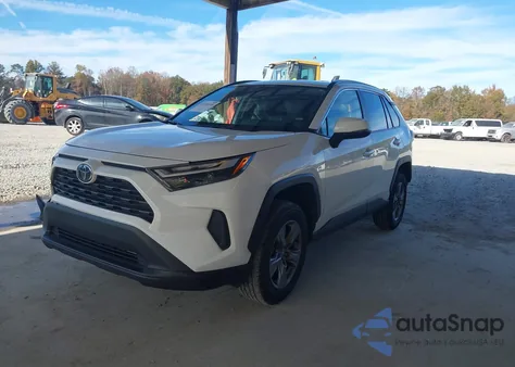 2024 Toyota Rav4 Xle z USA, uszkodzony, nr VIN 2T3W1RFV6RW334198